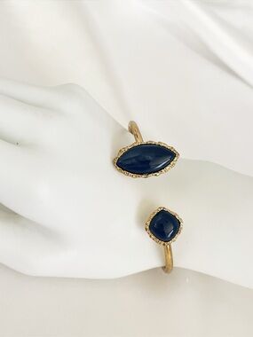 VINTAGE Cuff Bracelet Fashion Costume Jewelry Blue Manalisa Gemstone Gold Tone